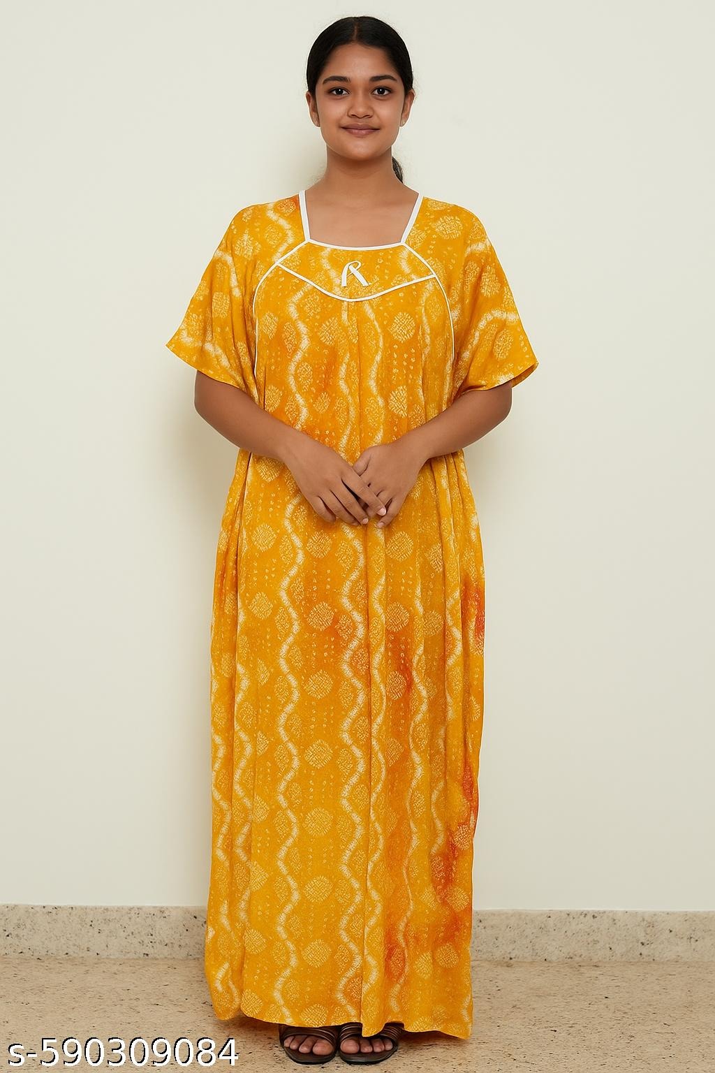 girls blue chain maxi